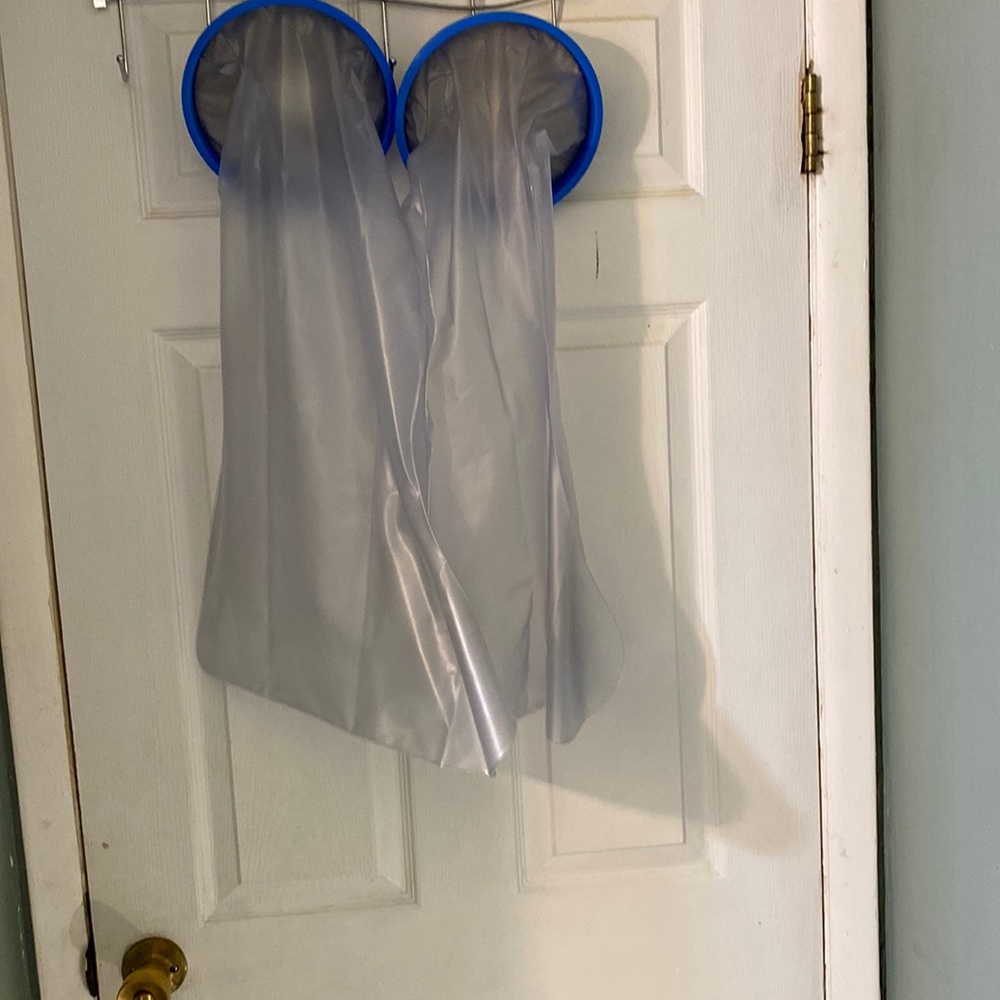 Waterproof cast/wound care cover